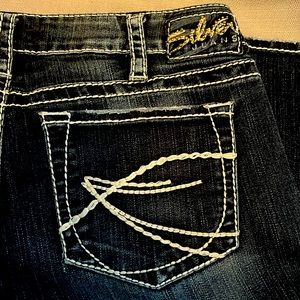 Silver Aiko bootcut 30x35 womans Jeans